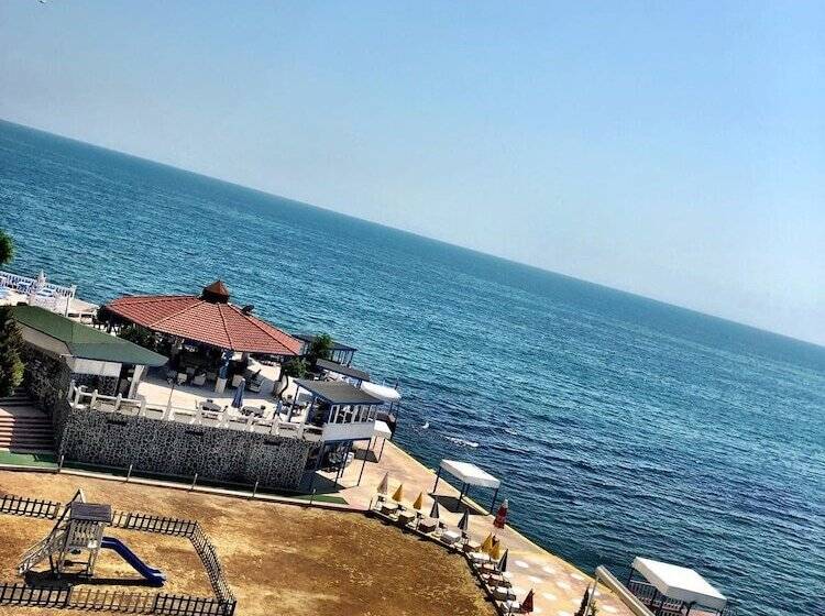 هتل Family Resort