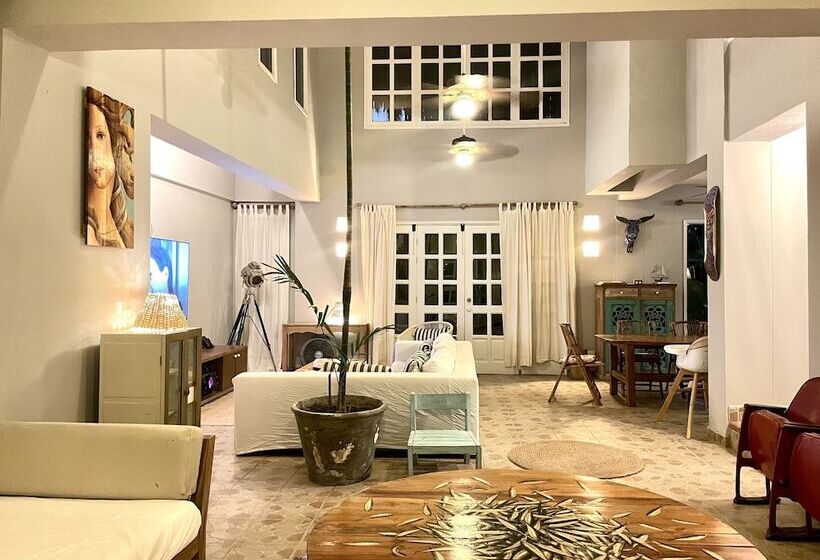 هتل Fenix Beach Cartagena