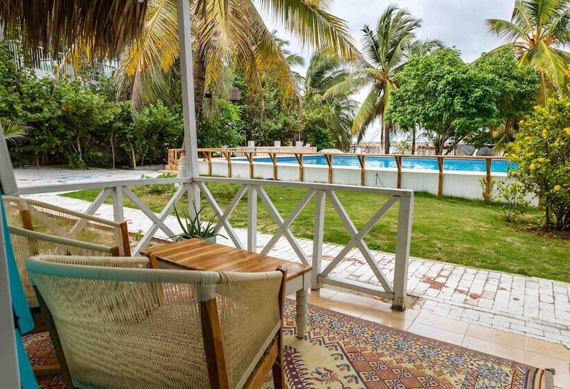 هتل Fenix Beach Cartagena