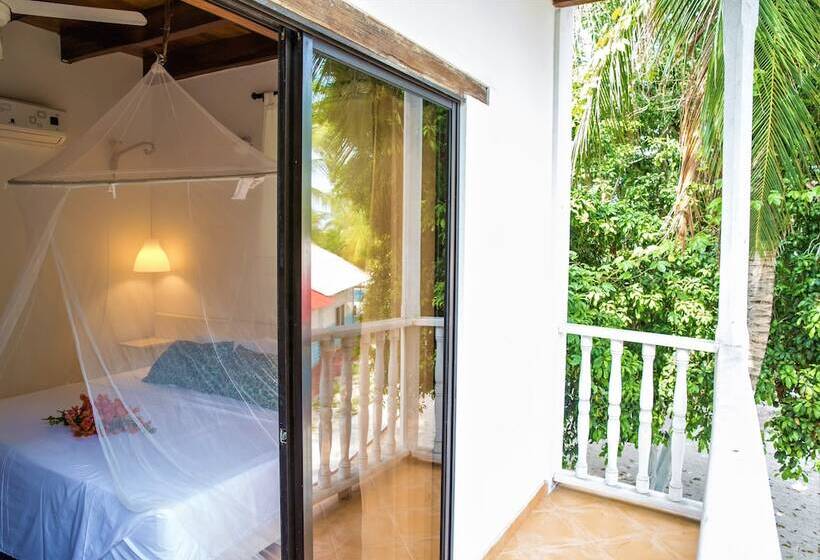 هتل Fenix Beach Cartagena