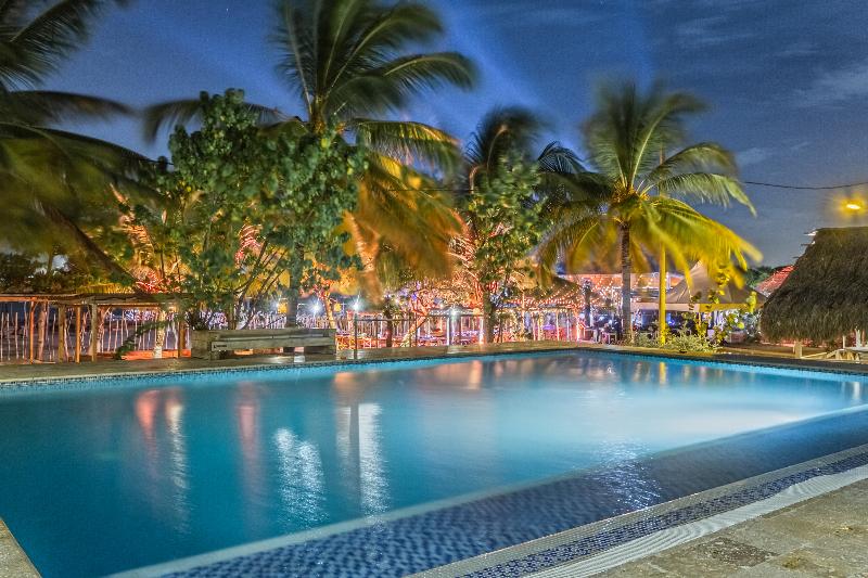 هتل Fenix Beach Cartagena