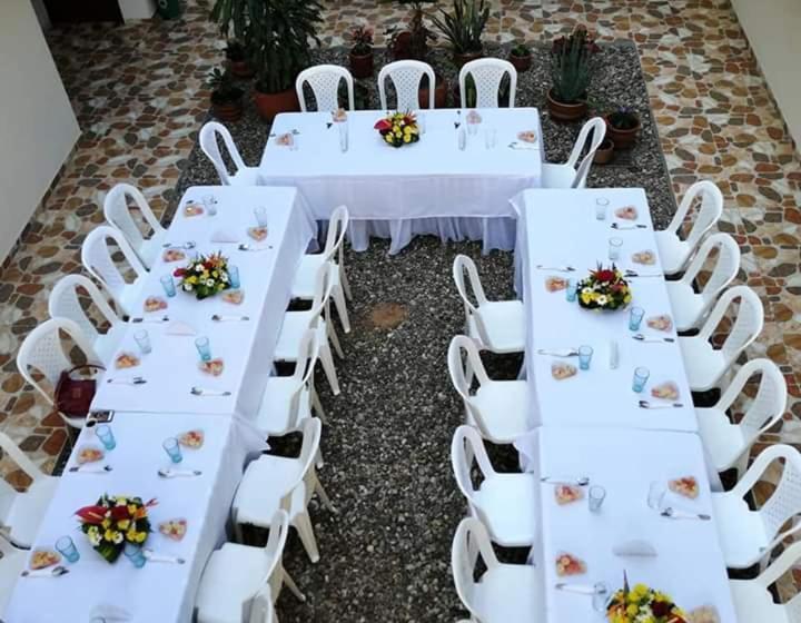 هتل Prado Country