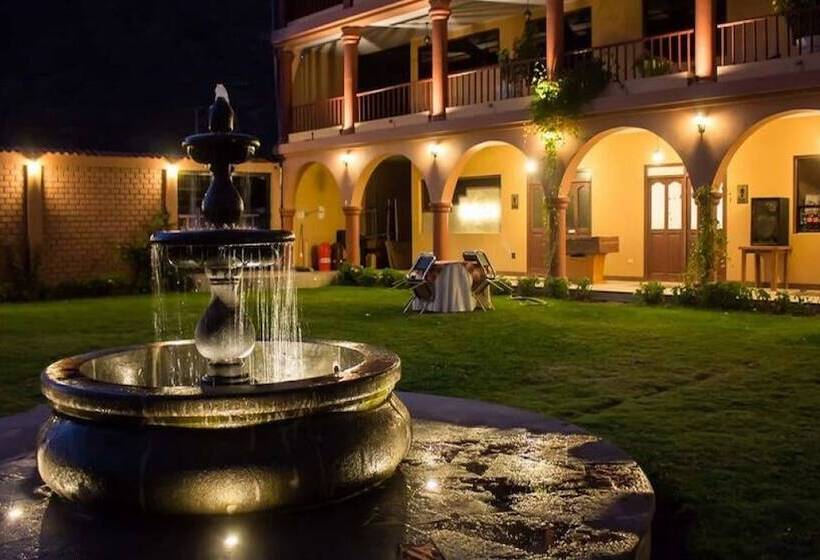 هتل Qasana  Plaza Calca