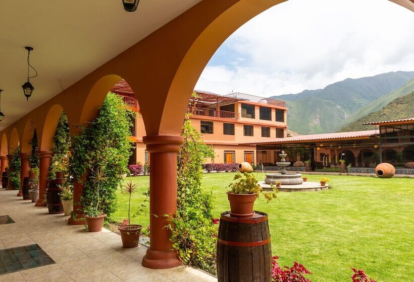 هتل Qasana  Plaza Calca