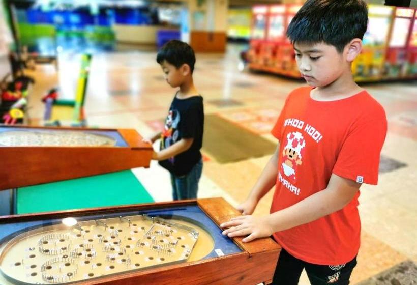 هتل Uniresort Lukang