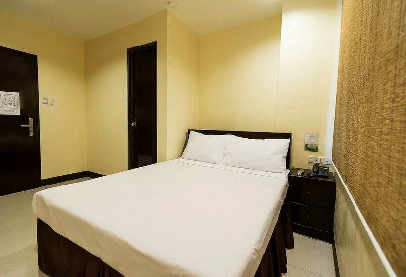 هتل Winzelle Suites