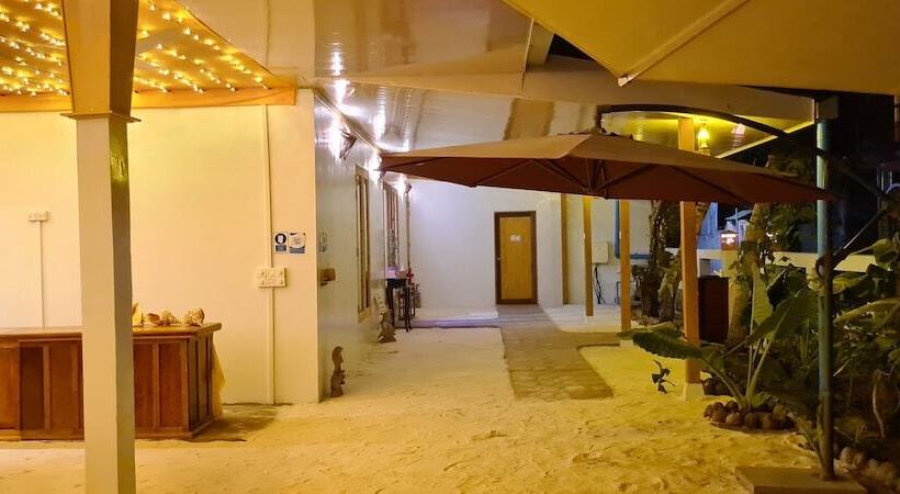 پانسیون Beach Star Maldives