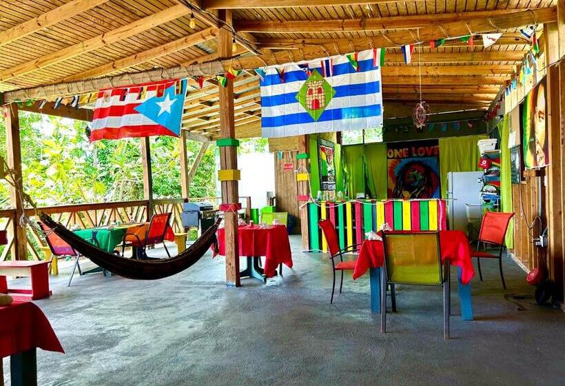 پانسیون Vieques Good Vibe Guest House