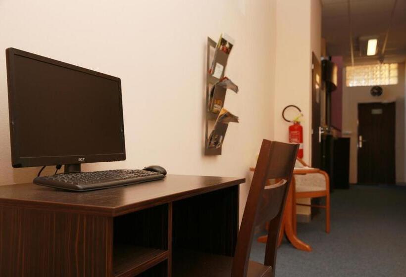 پانسیون Wellness Penzion Kroměříž   Zlobice