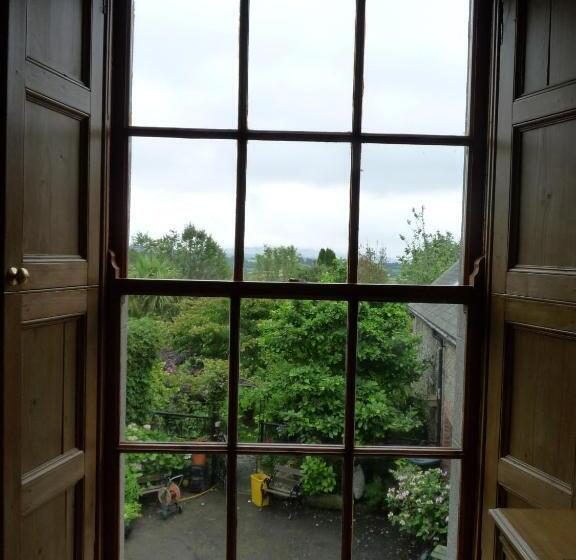 Stirabout Lane B&b