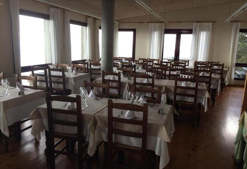 فندق صغير Santuari Mare De Déu Del Mont Restaurant Hostatgería