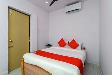 Oyo 27936 Hotel Welcome Tirupati