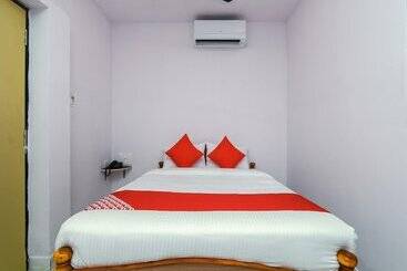 Oyo 27936 Hotel Welcome Tirupati