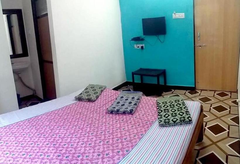Bed and Breakfast Kshanbhar Vishranti Home Stay