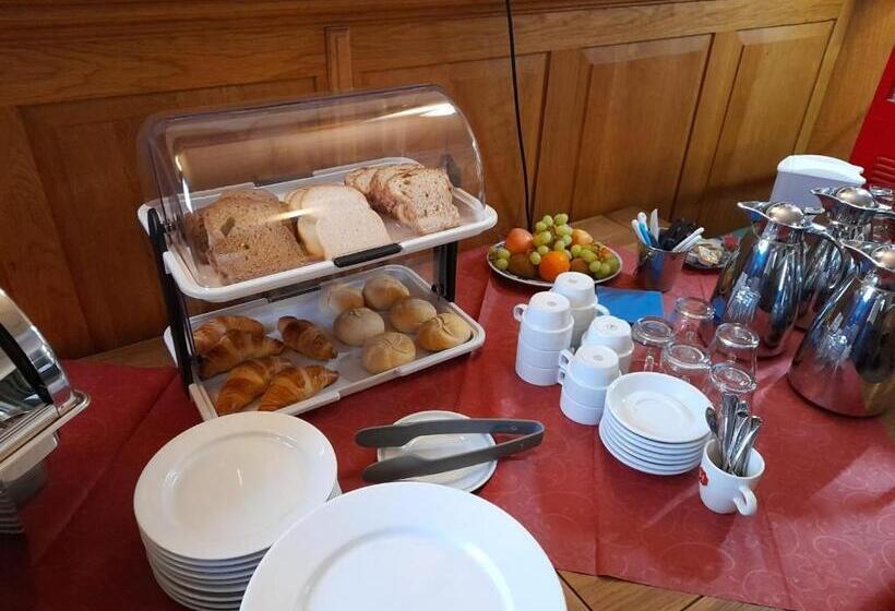 ホテル Bed & Breakfast De Poffert
