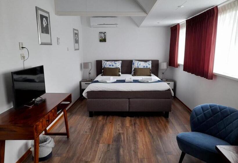 ホテル Bed & Breakfast De Poffert