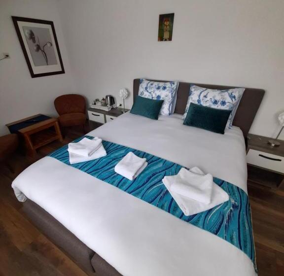 ホテル Bed & Breakfast De Poffert