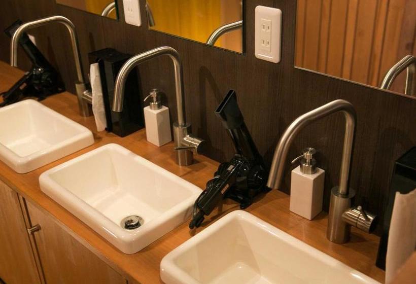 The Wardrobe Hostel Tree Otemachi