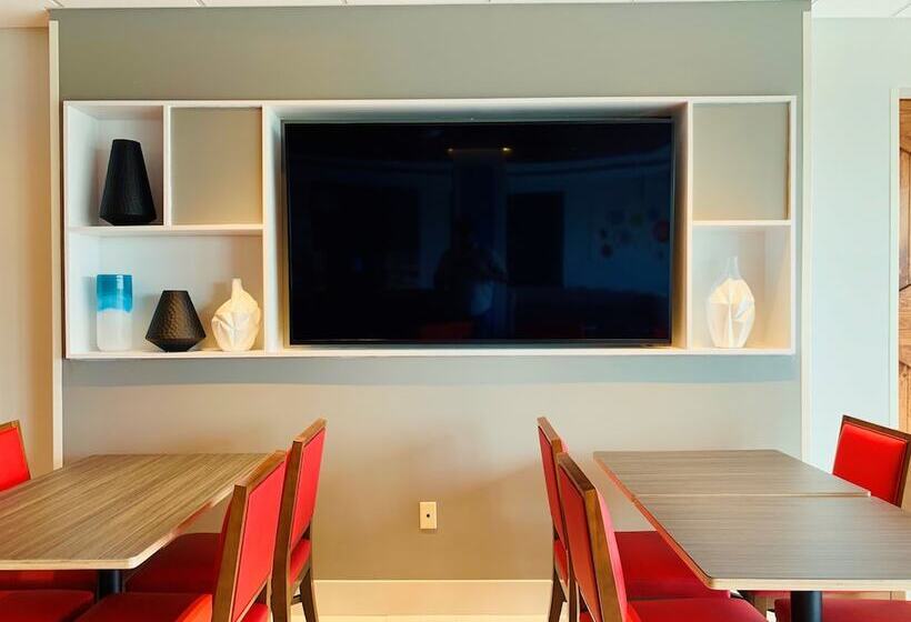 فندق Holiday Inn Express & Suites   Middletown, An Ihg