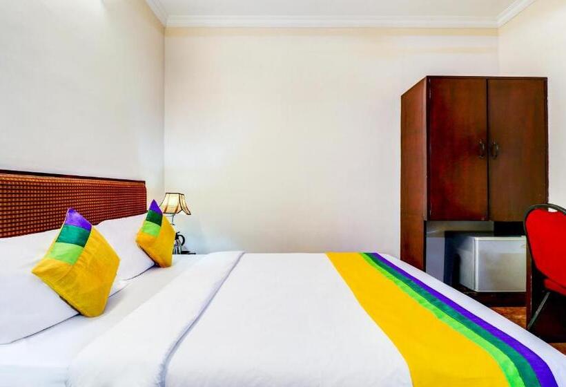 Itsy Hotels Ammu Regency