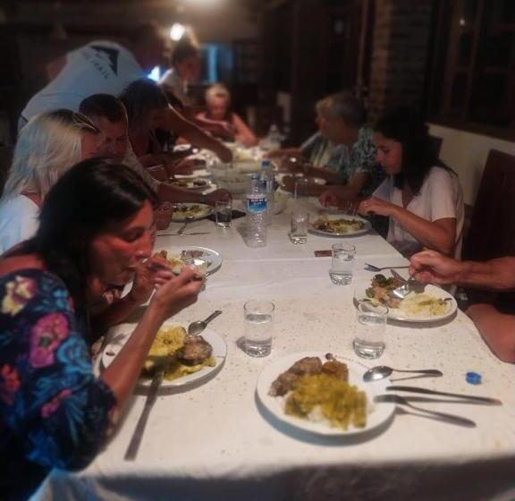 پانسیون Italian Guest