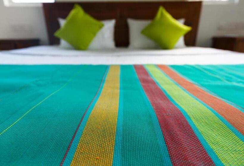 هتل Blue Sands Beach Resort