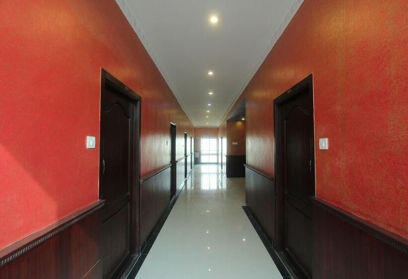هتل Jr Guest Home
