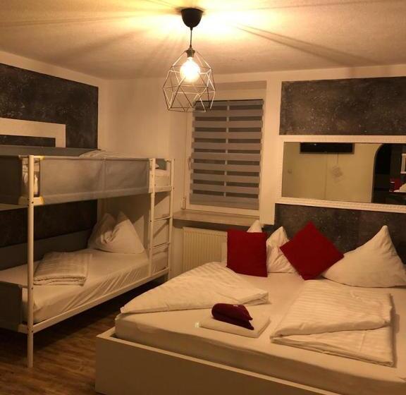 پانسیون Center Rooms Villach