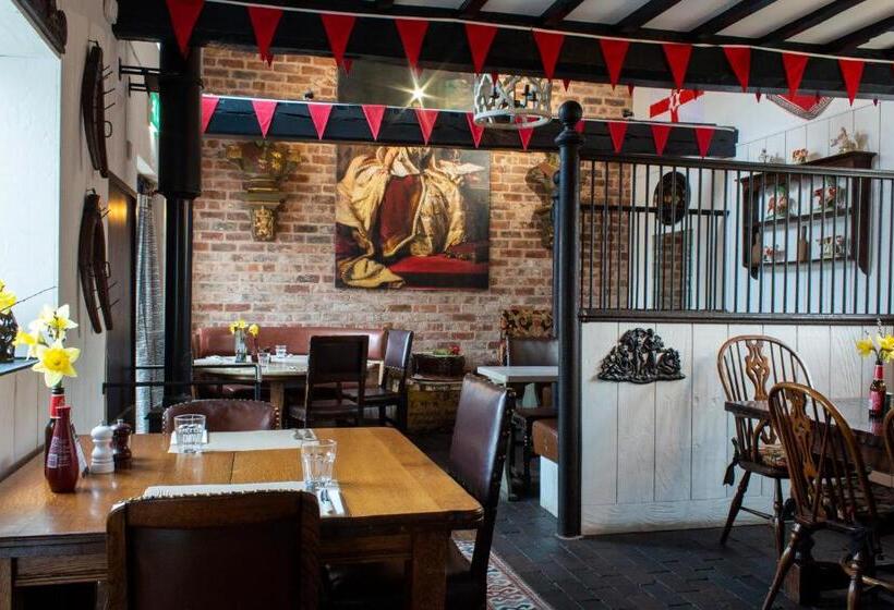 هاستل The Carden Arms