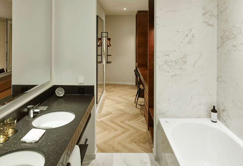 هتل Andaz Vienna Am Belvedere, By Hyatt
