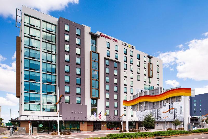 בית מלון כפרי Home2 Suites By Hilton Tampa Downtown Channel District