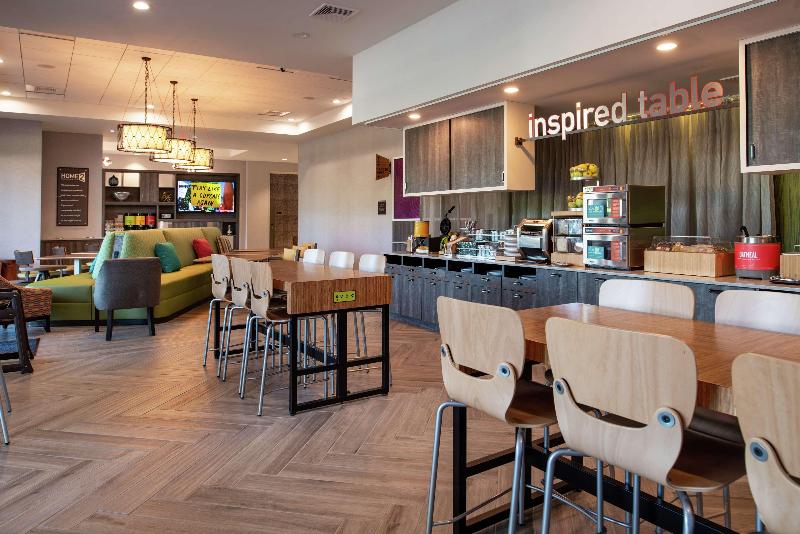בית מלון כפרי Home2 Suites By Hilton Tampa Downtown Channel District