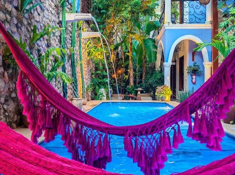 Le Muuch Hotel Boutique