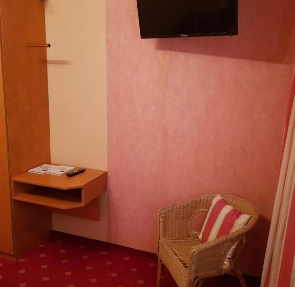 ホテル Zum Moseltal