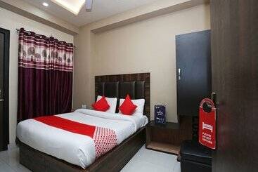 هتل Oyo 27700 The Better Inn