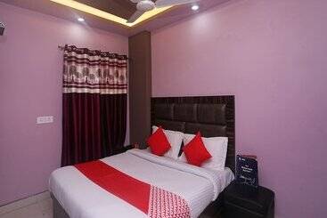هتل Oyo 27700 The Better Inn