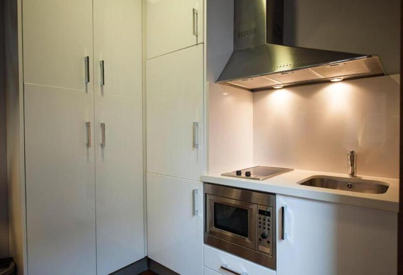Myhousespain   Apartamentos Moros 41