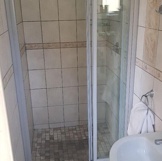 پانسیون Esperanca Guesthouse