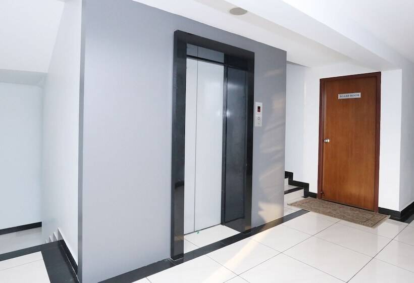 Hotell Super Collection O Malabar Illam