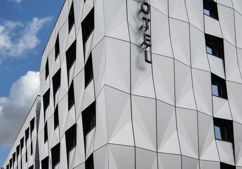 هتل Ibis Tallinn Center