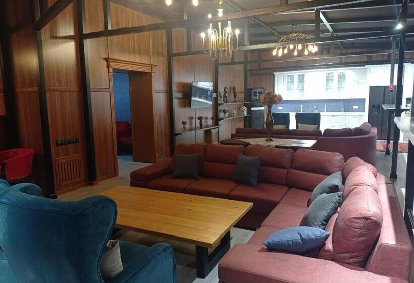 بنسيون Comfortable Home Stay