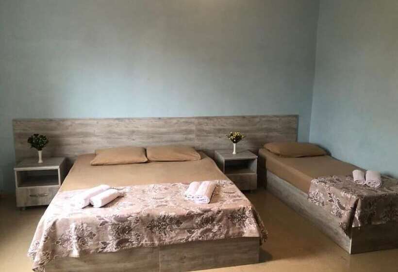 پانسیون Gio 350