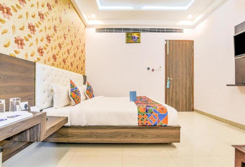 ホテル Fab Heaven Grand