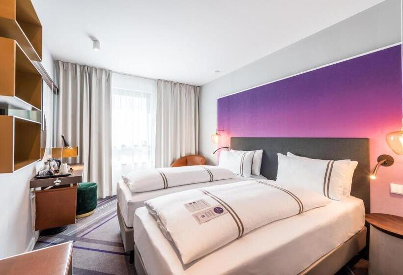 هتل Premier Inn Heidelberg City Bahnstadt