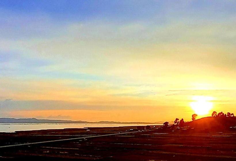 ホテル Wiñay Pacha Inn