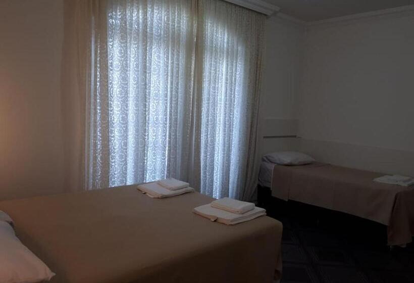 旅馆 Hospedagem Palhoça