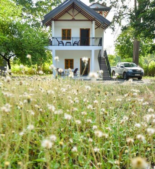 Отель Andarawewa Nature Resort