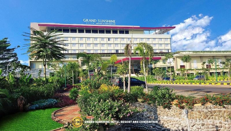 Grand Sunshine Resort & Convention