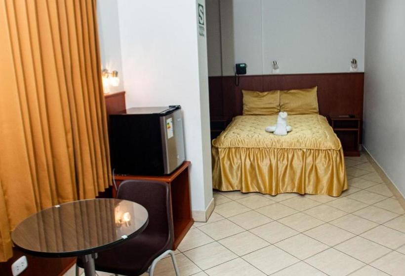 호텔 Hostal Vasco