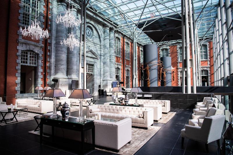 هتل Royal Hainaut Spa & Resort